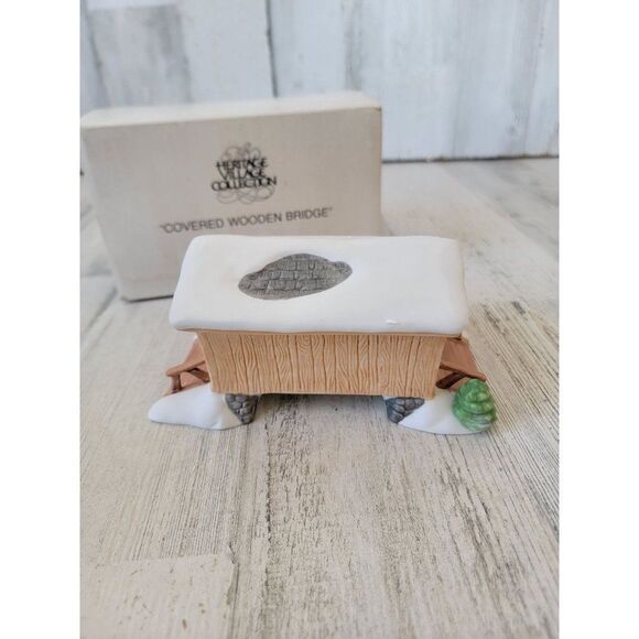 Dept 56 65315 Covered Wooden Bridge Village accessory Xmas - Picture 4 of 6